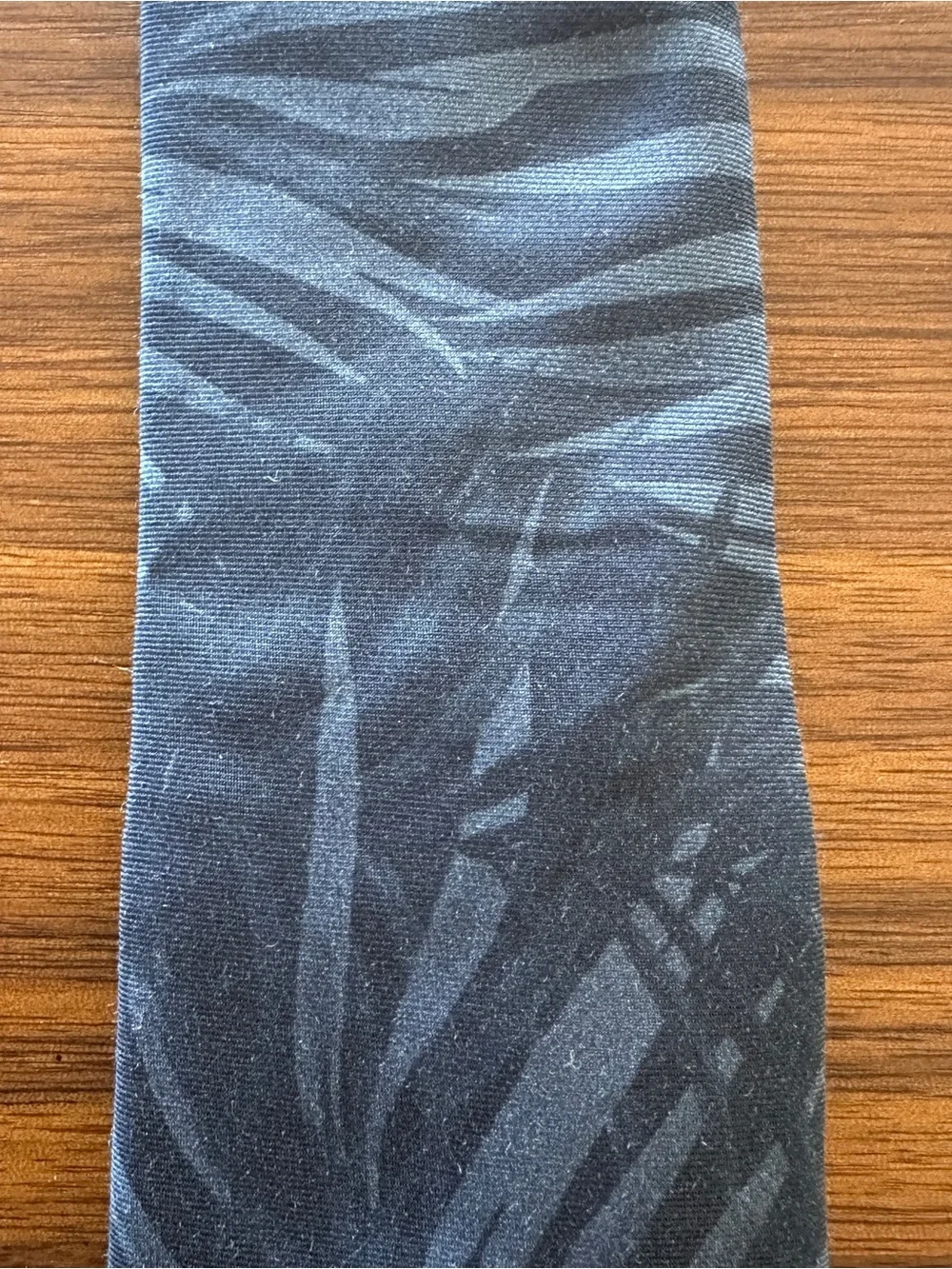 Theory Men's Dark Navy Palm-Pattern Silk Tie